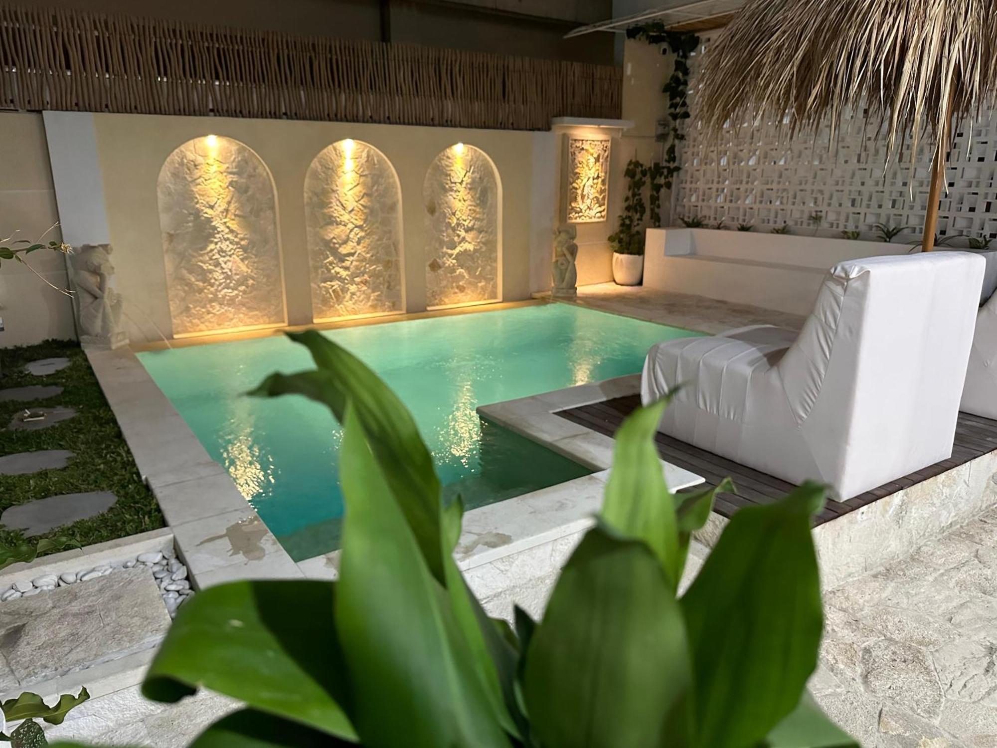 Tirta Mumbul Villa Regierungsbezirk Badung Exterior foto